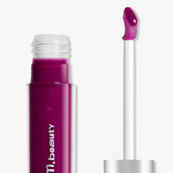 r.e.m beauty | Essential Drip Glossy Balm - Picture 1 of 2